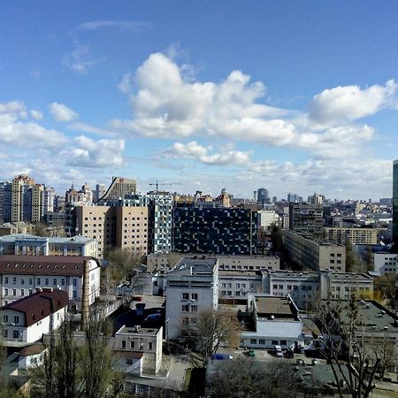 Perfect Apartments M Polytech, Ohmatdet, Parking Киев Экстерьер фото